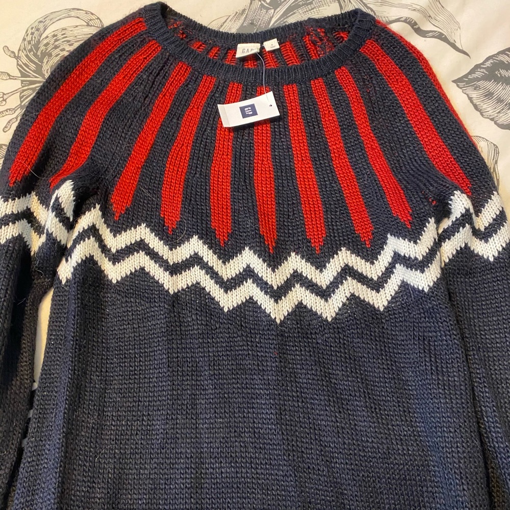 GAP Red White and Blue Knitted Sweater
